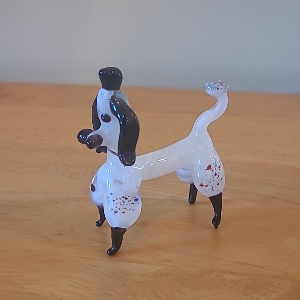 ADORABLE Minature Handblown Lampworking Glass Poodle Figurine
